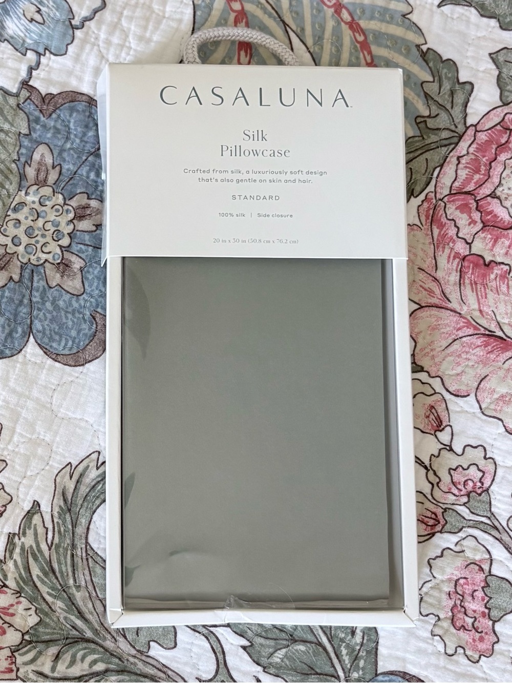 NWT CASALUNA 100% Silk Pillowcase | Standard Size | Green